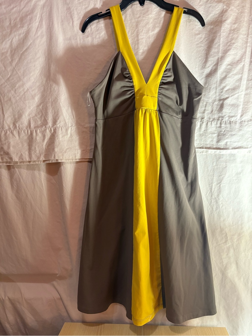 Patagonia Corinne Active Dress Medium M Taupe Brown Neon Yellow Gorpcore